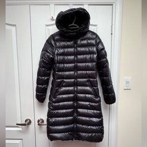 Aritzia Babaton Hudson Puffer - long, glossy black, M